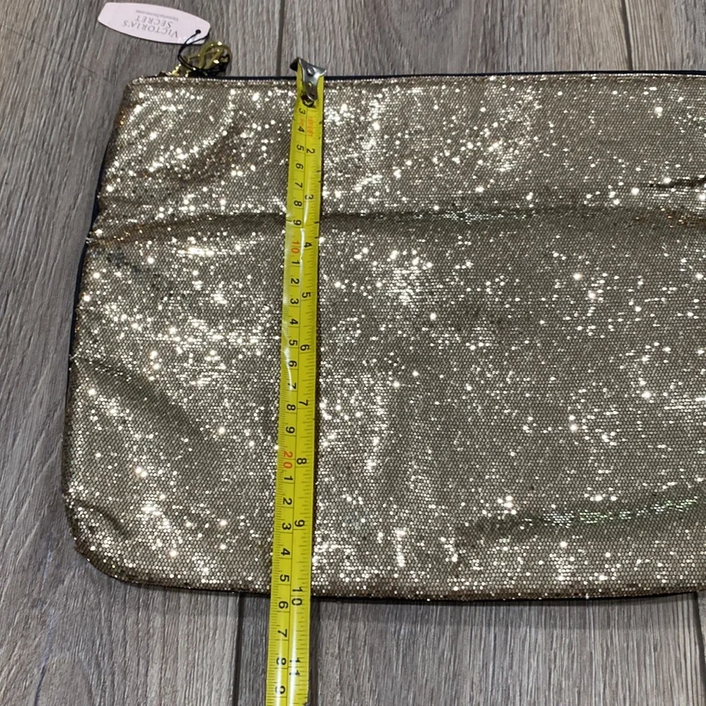 NWT VICTORIA’S SECRET Gold Sequin Fold Over Zipper Clutch Makeup B… - Picture 13 of 14